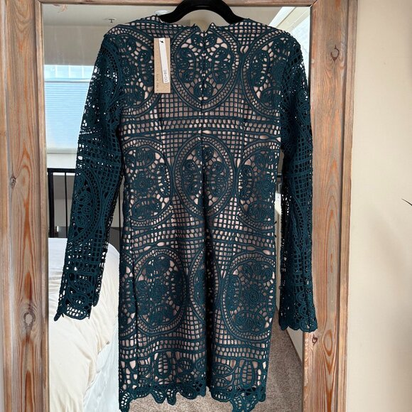 Long Sleeve Crochet Lace Dress - Picture 3 of 9